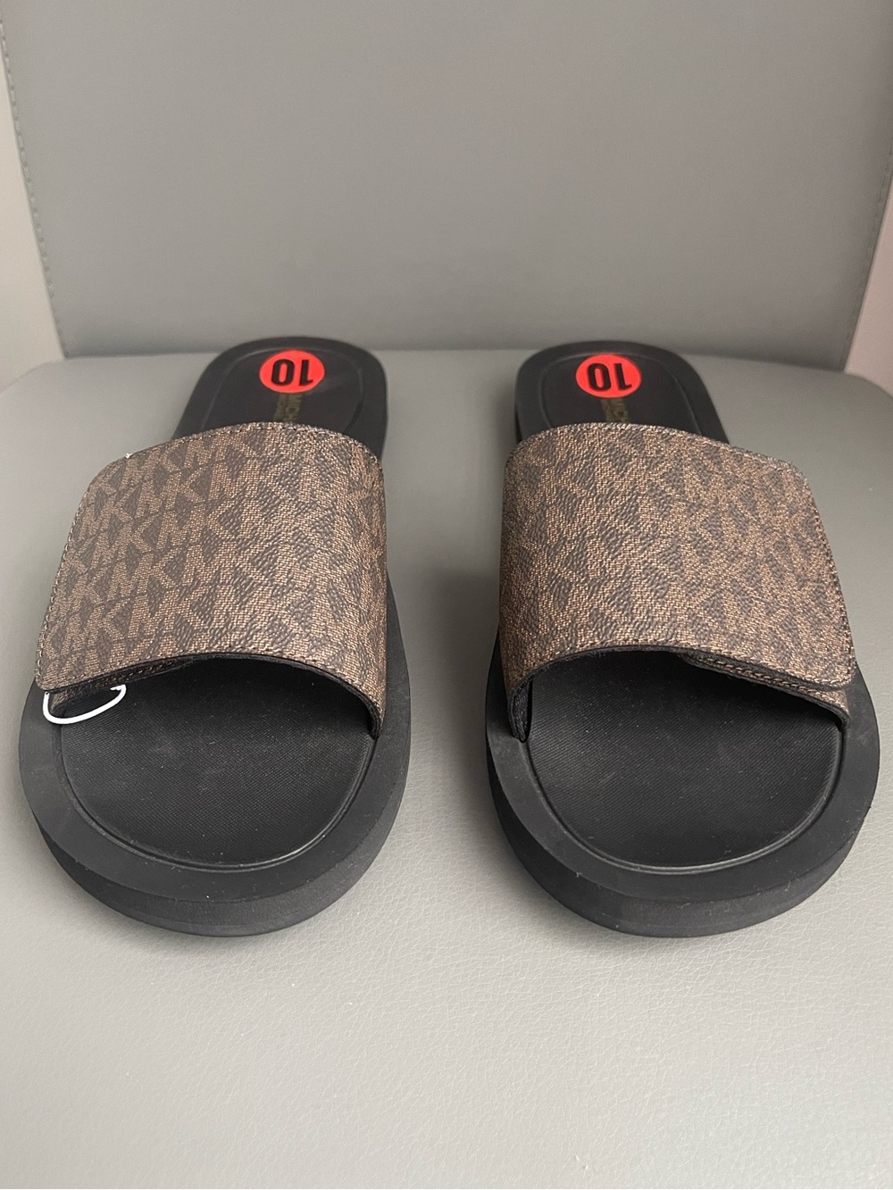 Michael Kors Wade Slide MK Signature Logo Sandals Adjust Closure Brown Size 10M